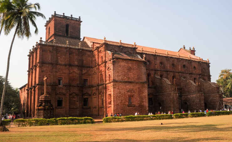 11 Things You Shouldn’t Miss Out When Visiting Goa old-goa-Church-of-St-Franscis-of-Assisi